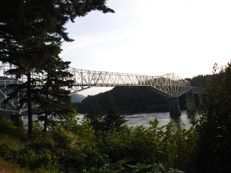 Bridge of the Gods Cascade Locks