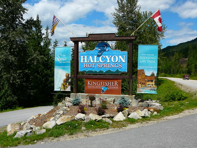 Arriving at Halcyon Hot Springs