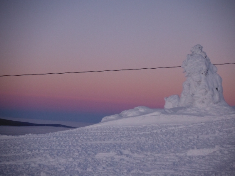 Big White early morning ski